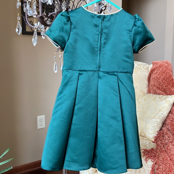 Christmas Dress. Green. Toddler girls 5. Excellent condition - Picture 4 of 4